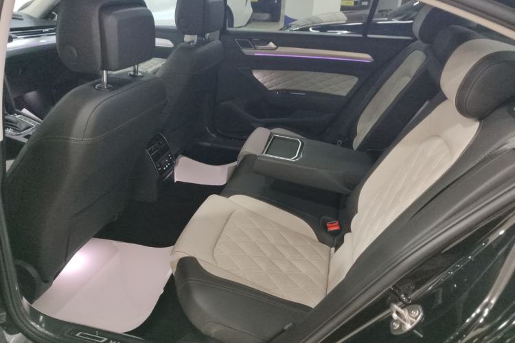 Used Volkswagen Magotan 2023 2 Million Units Commemorative Edition 330TSI DSG Luxury Version
