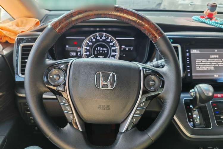 Used Honda Elysion 2016 2.4L Luxury Edition