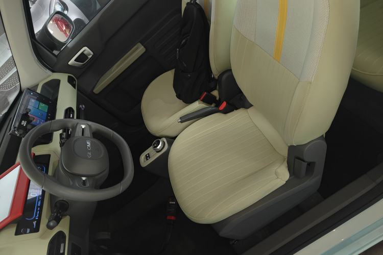 Used Geely Galaxy Panda 2023 Panda Mini New Year Edition Treasure Bear Left Front Seat