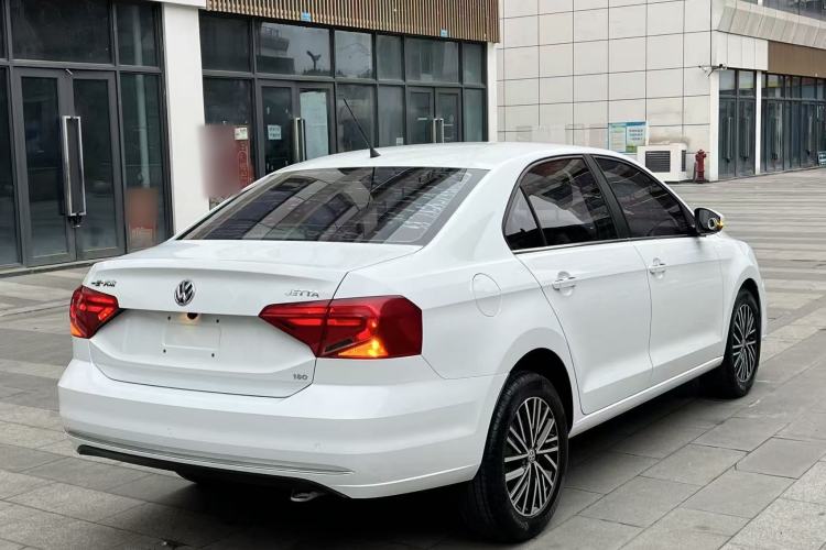 Used Volkswagen Jetta 2019 Dream Edition 1.5L Automatic Comfort Version
