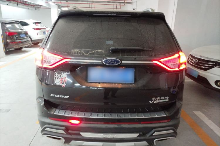 Used Ford Edge 2018 EcoBoost 245 Two-Wheel-Drive Titanium 7-Seater China VI Standard
