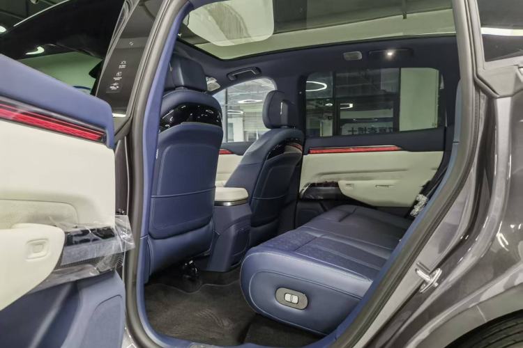 Used Zeekr 7X 2025 75 kWh Rear-Wheel Drive Intelligent Driving Version
