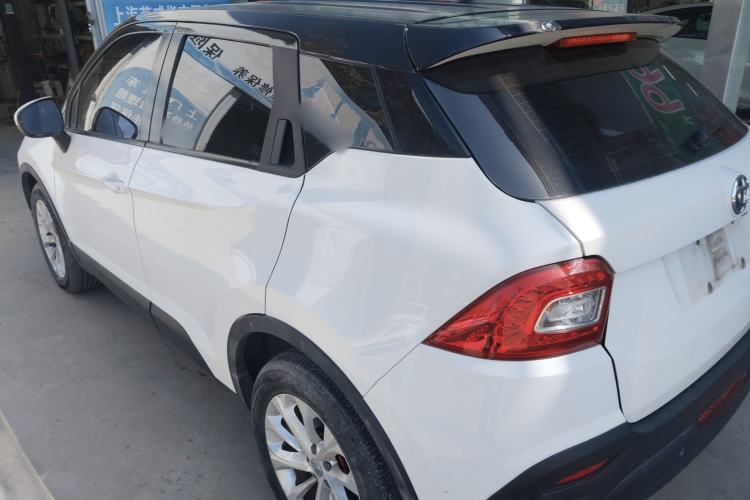 Used Brilliance V3 2016 1.5L Manual Comfort Model Exterior 2