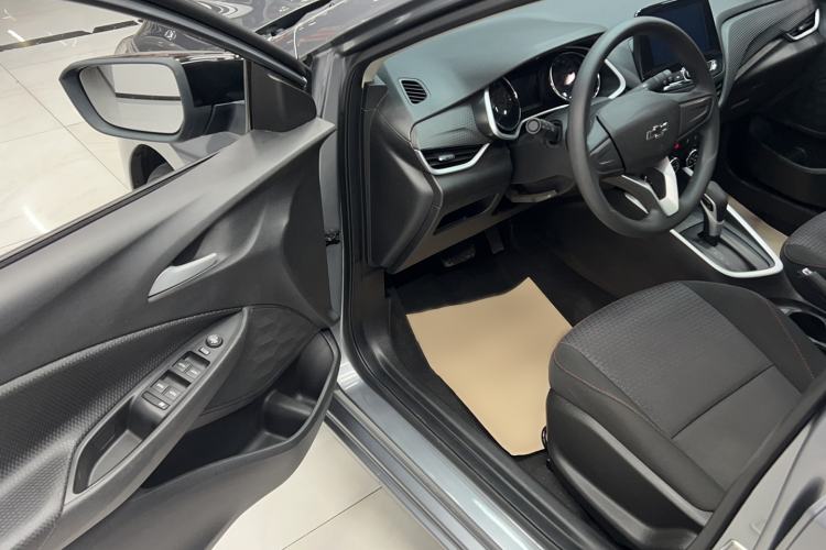 Used Chevrolet Cavalier 2020 Redline 325T Automatic Xinshang Edition China VI Standard
