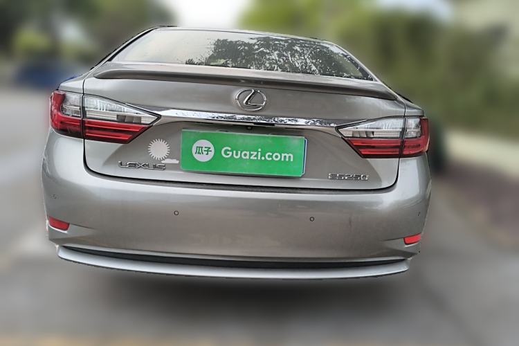 Used Lexus ES 2017 200 30th Anniversary Edition
