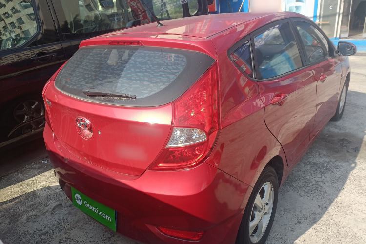 Used Hyundai Verna Ray 2014 1.4L Automatic GLX
