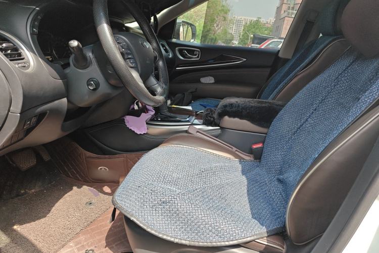 Used Infiniti QX60 2016 2.5 S/C Hybrid Two-Wheel-Drive Excellence Edition China V Standard