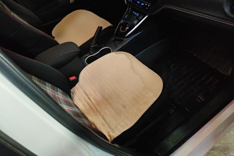 Used Toyota Levin Hybrid E+ 2019 1.8L PH GS E-CVT Elite Edition Right Front Seat