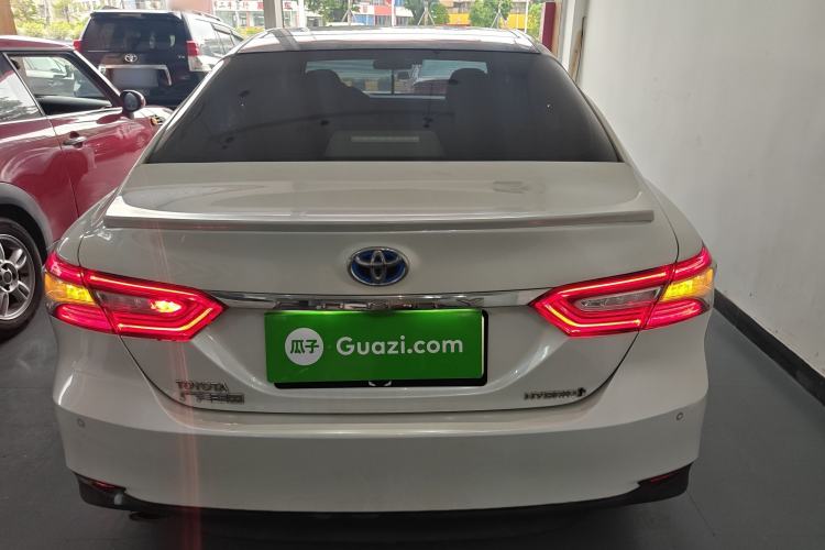 Used Toyota Camry 2018 Dual-Engine 2.5 HG Luxury Edition Rear