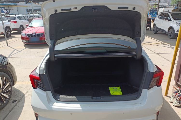 Used Honda Integra 2022 240TURBO CVT Technology Edition Trunk