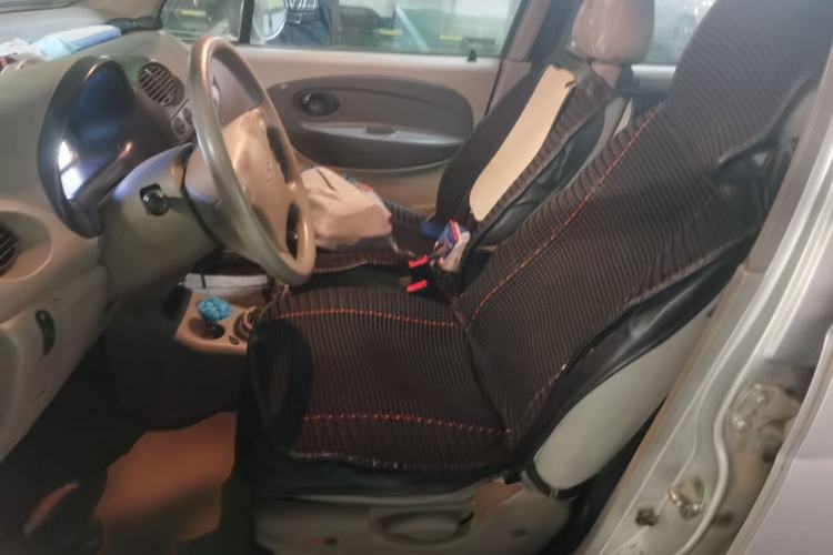 Used Chery QQ3 2012 Fashion Edition 1.0L Manual Champion Version Left Front Seat