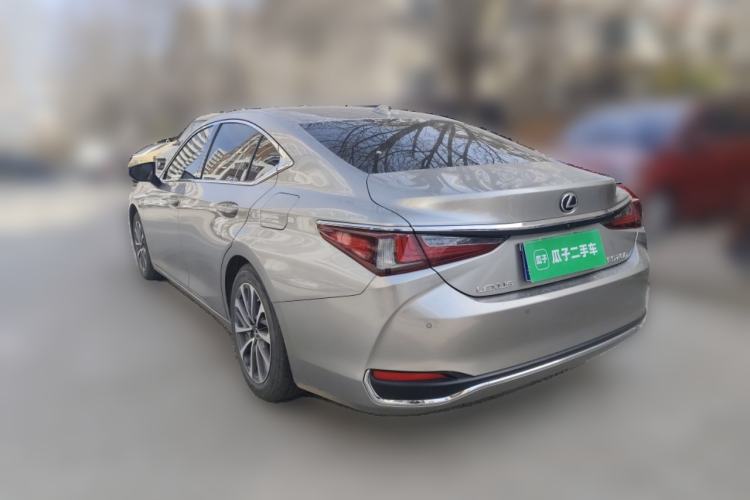 Used Lexus ES 2022 200 Excellence Edition
