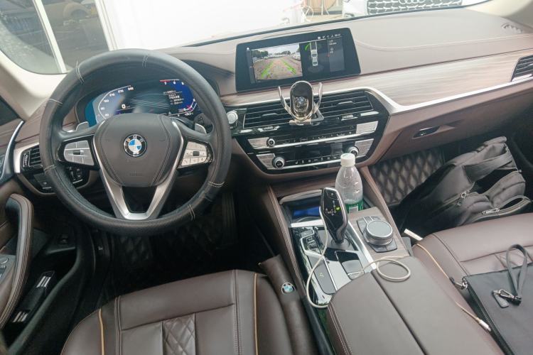 Used BMW 5 Series 2020 530Li Leading Edition Luxury Package Center Console