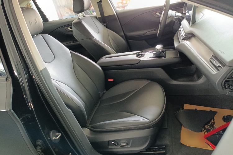 Used Hongqi E-QM5 2021 Charging Didi Edition