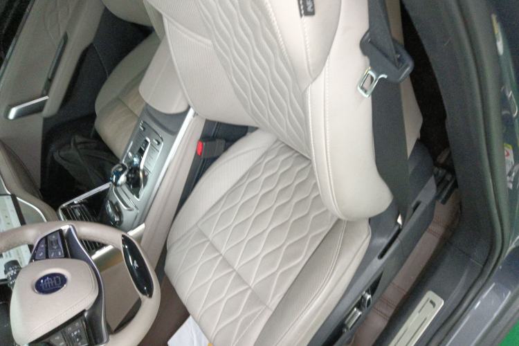 Used BYD Tang New Energy 2024 DM-i Glory Edition 112KM Prestige Model Left Front Seat