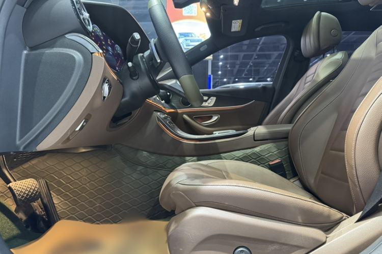 Used Mercedes-Benz E-Class 2022 Revised Version E 300 L Sporty and Stylish Edition