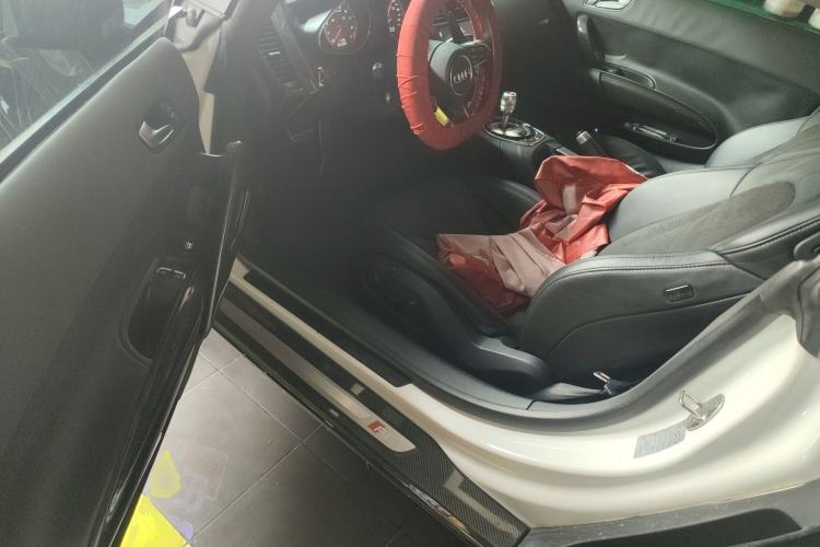 Used Audi R8 2014 4.2 FSI quattro Driver Seat