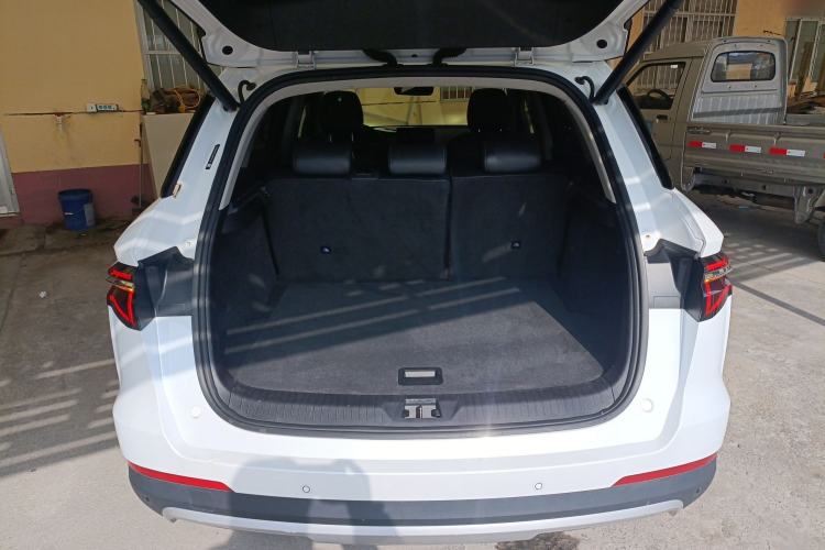 Used BYD Song Pro 2019 1.5T Automatic Prestige Model
