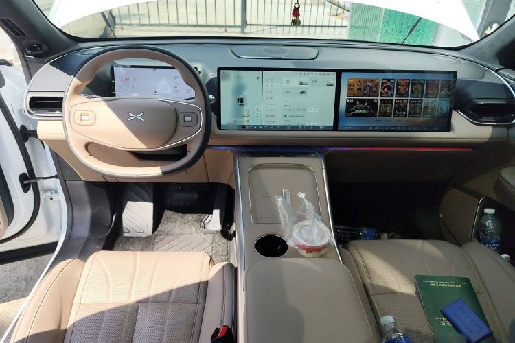 Used XPeng G9 2025 725 with Ultra-Long Range Max
