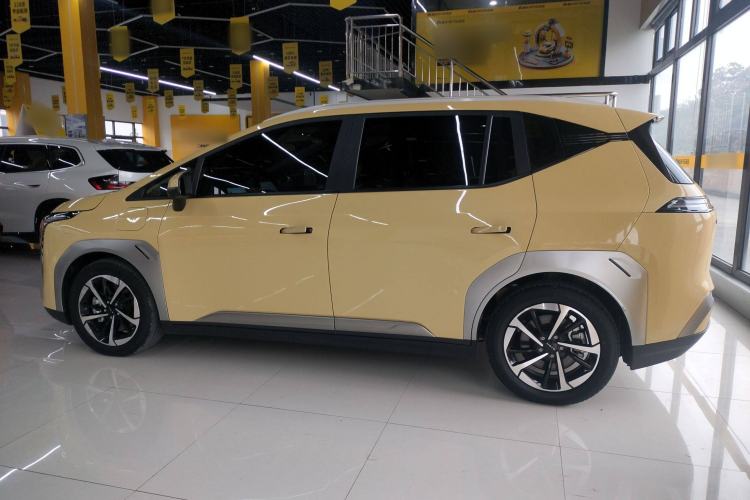 Used AION Y 2022 Plus 70 Smart Edition