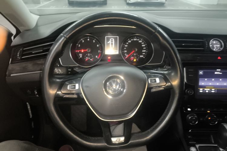 Used Volkswagen Magotan 2017 380TSI DSG Luxury Model