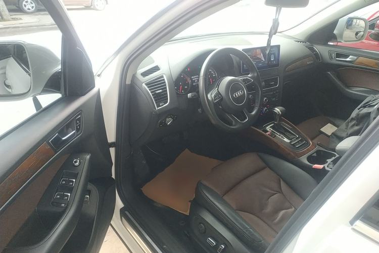 Used Audi Q5 2017 40 TFSI Ambition Edition
