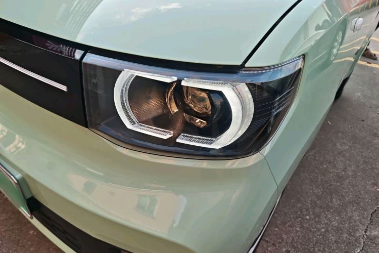 Used Wuling Hongguang MINIEV 2022 Macaron Fashion Model Lithium Iron Phosphate