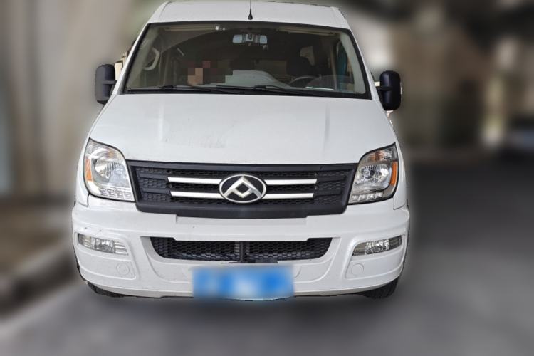 Used SAIC MAXUS Xintu V80 2021 2.0T AMT Classic Aoyuntong Short Wheelbase Mid-Roof 5/6-Seater
