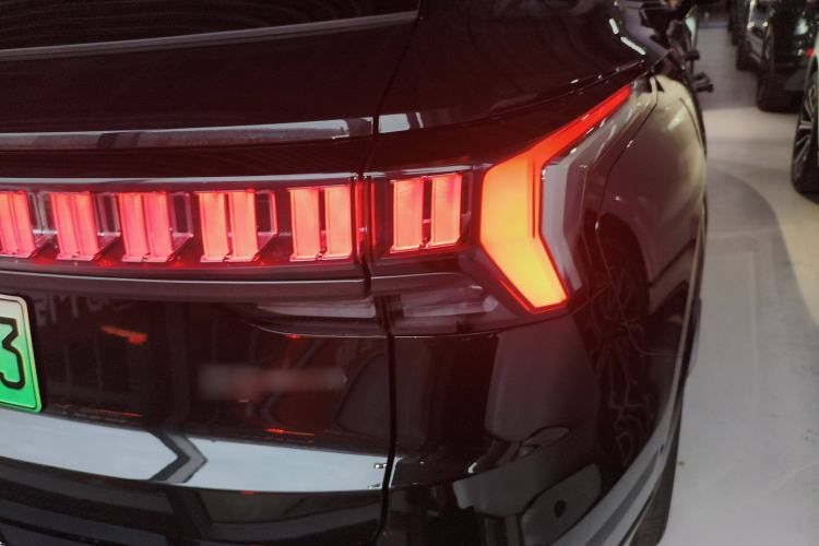 Used Lynk & Co 09 EM-P 2025 2.0TD EM-P Four-Wheel Drive Max Five Seats