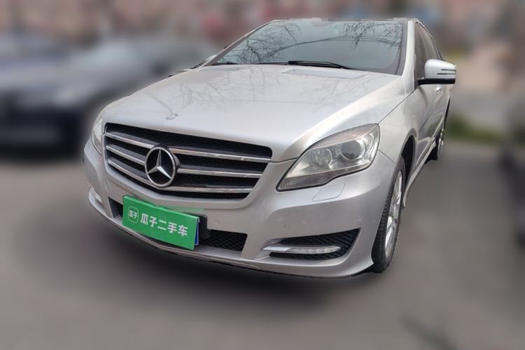 Used Mercedes-Benz R-Class 2010 R 350 L 4MATIC Grand Edition