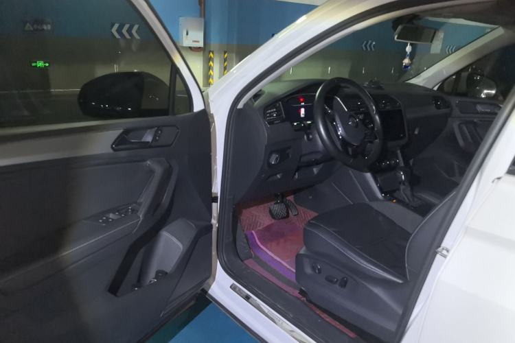 Used Volkswagen Tiguan L 2019 330TSI Automatic Two-Wheel Drive Panoramic Comfort Edition China V Standard
