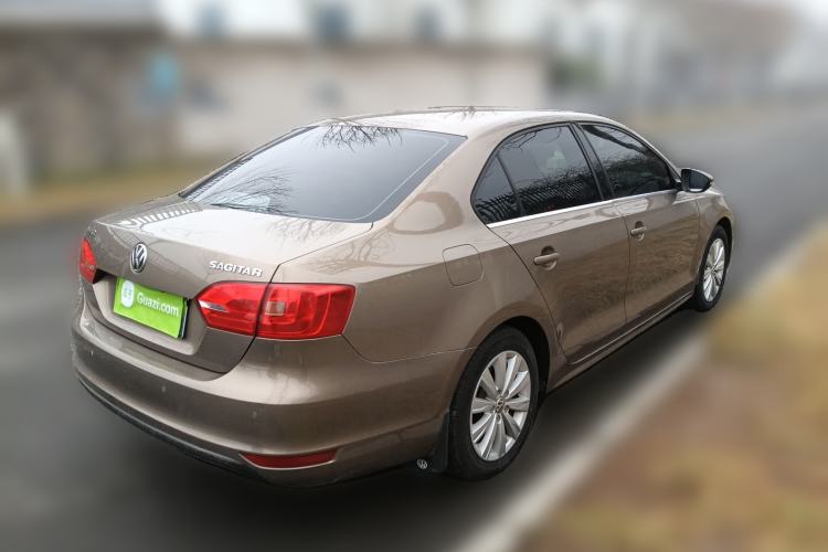 Used Volkswagen Sagitar 2014 Revised Version 1.6L Automatic Leading Edition
