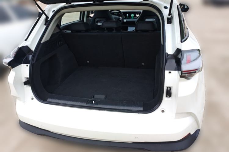 Used NETA U 2020 400 U-Create Trunk