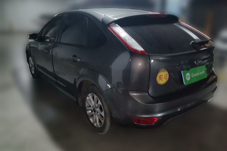 Used Ford Focus 2013 Hatchback Classic 1.8L Automatic Base Model
