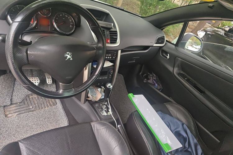 Used Peugeot 207 2013 1.6L CC Automatic Fashion Edition
