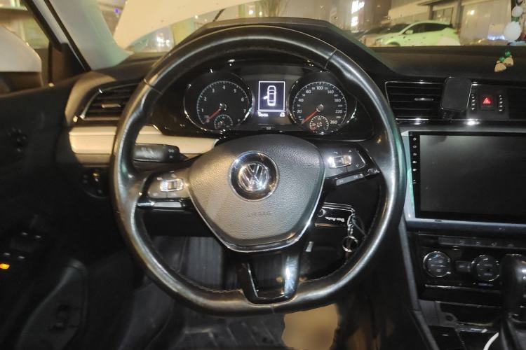 Used Volkswagen Lamando 2015 280TSI DSG Comfort Edition