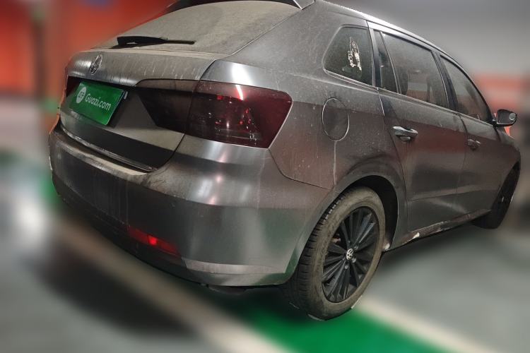 Used Volkswagen Gran Lavida 2013 1.4 TSI Manual Comfort Model Rear Right 45 Deg