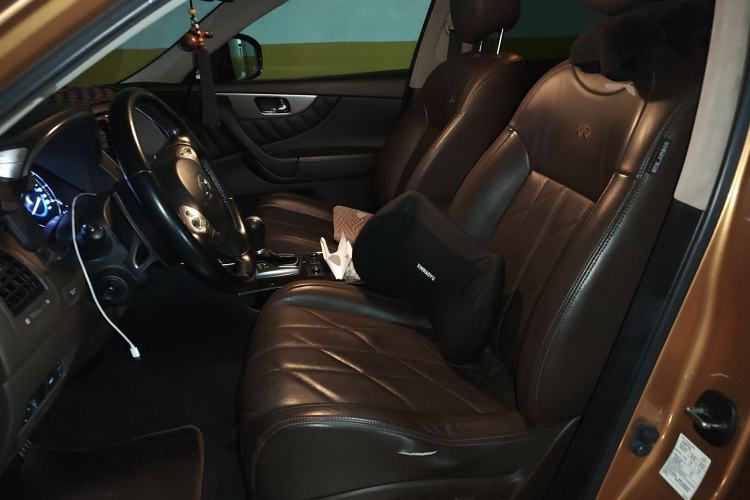 Used Infiniti QX70 2013 3.7L Standard Edition