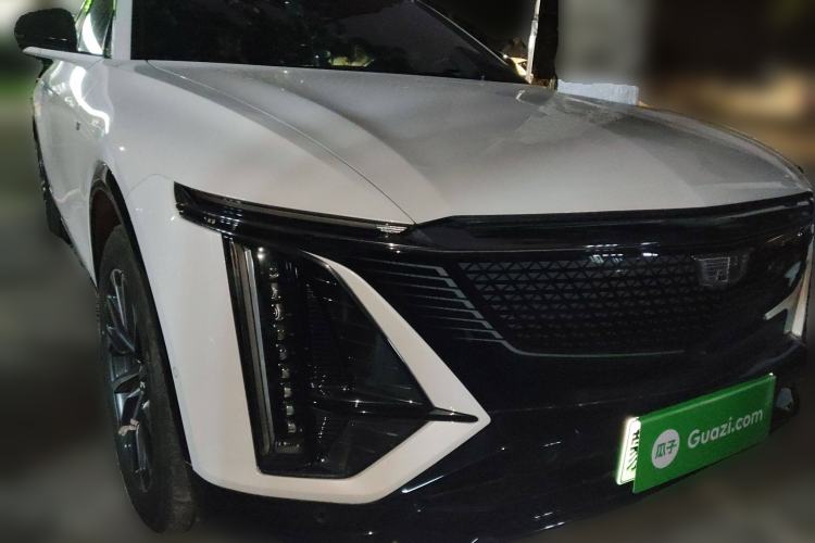 Used Cadillac LYRIQ 2022 Four-Wheel-Drive High-Performance Deluxe Edition Front Right 45 Deg