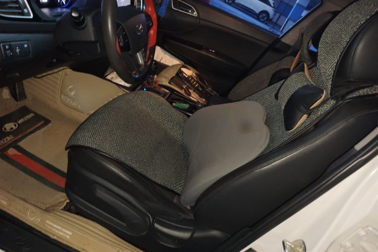 Used Hyundai Mistra 2014 1.8L Automatic Smart GLS
