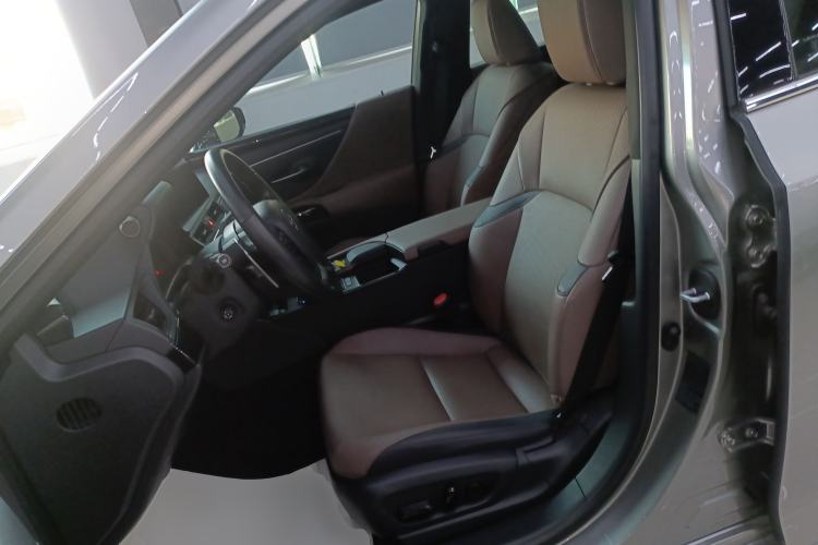 Used Lexus ES 2021 200 Excellence Edition