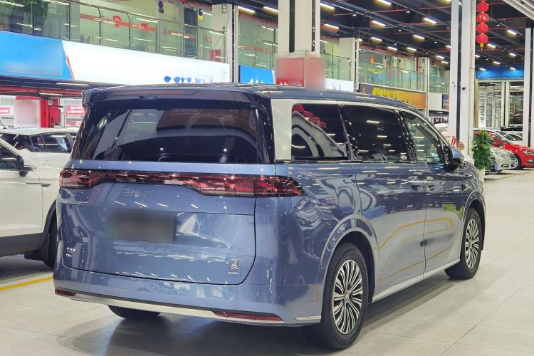 Used BYD Xia 2025 DM-i 1.5T 180km Beyond Edition
