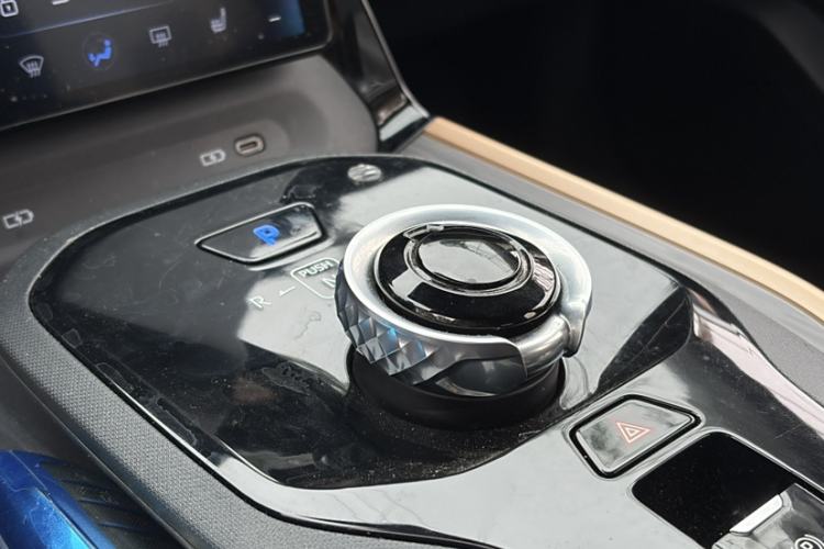 Used Toyota bZ3 2023 616 km Long-Range Premium