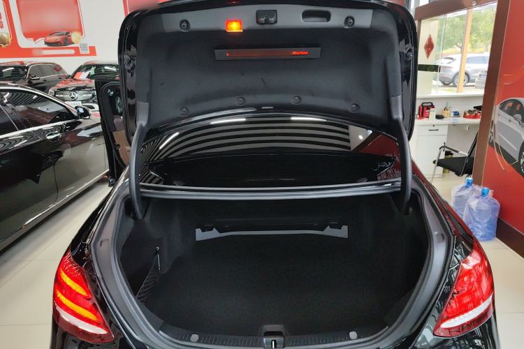 Used Mercedes-Benz E-Class 2018 Facelift E 200 L