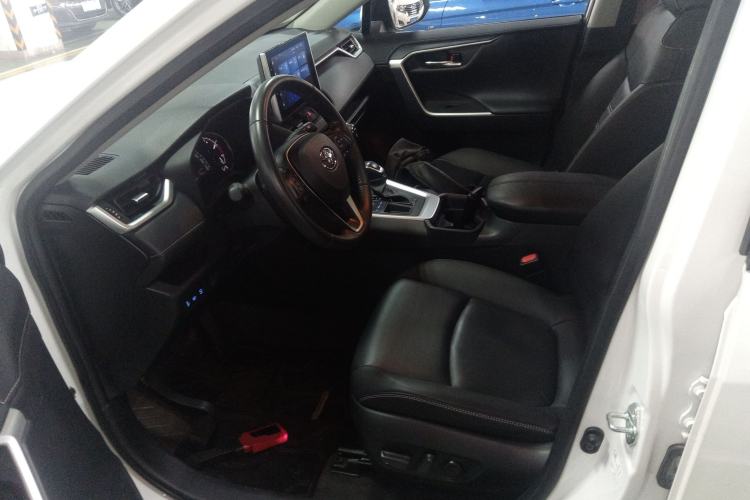 Used Toyota RAV4 2022 2.0L CVT Two-Wheel Drive Fashion Plus Edition