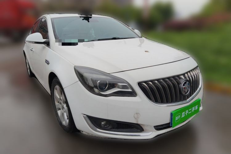 Used Buick Regal 2014 2.0L Elite Fashion Edition Front Right 45 Deg