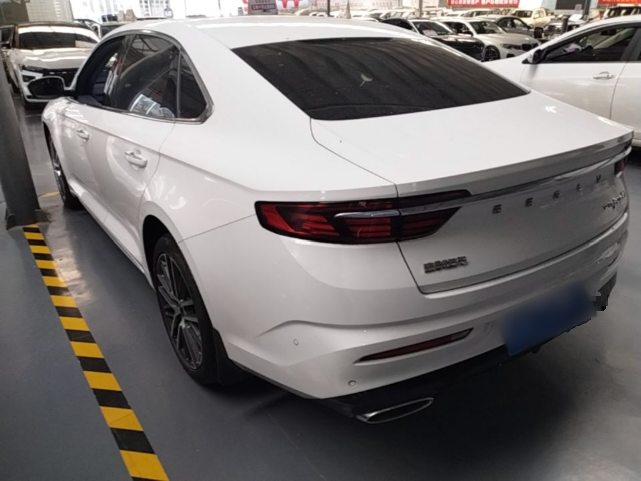 Geely Auto Preface 2023 2.0TD Prestige Version — снимка 4