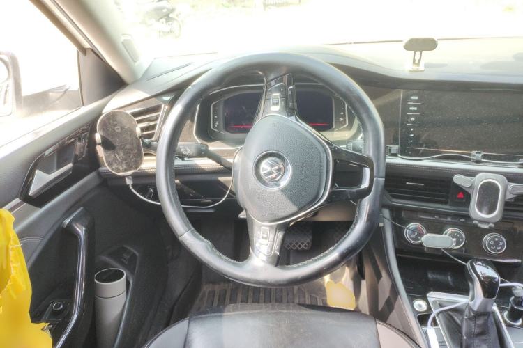 Used Volkswagen Sagitar 2022 280TSI DSG Flyover Edition Steering Wheel