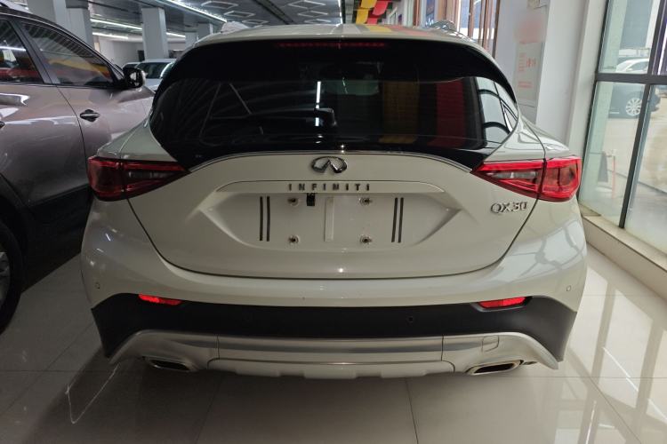 Used Infiniti QX30 2017 1.6T Two-Wheel Drive Fashion Edition