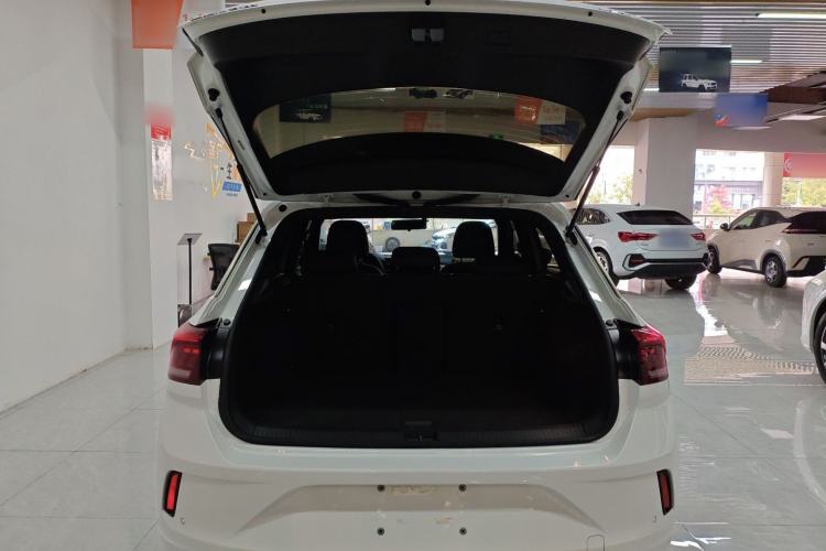 Used Volkswagen T-ROC 2020 280TSI DSG Two-Wheel Drive R-Line Pro